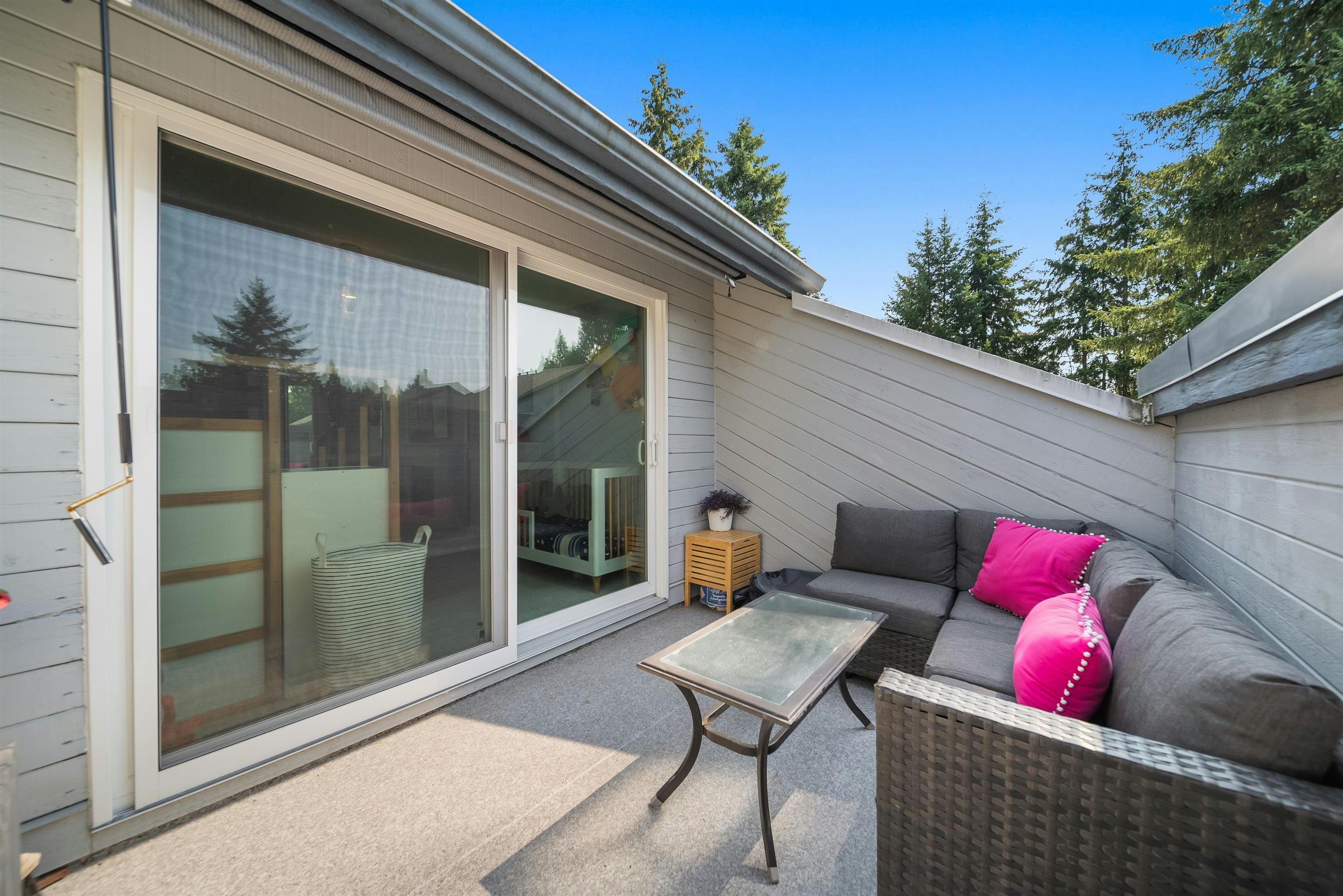 15879 Alder Place, Surrey, BC, V4A 5J1 - 25