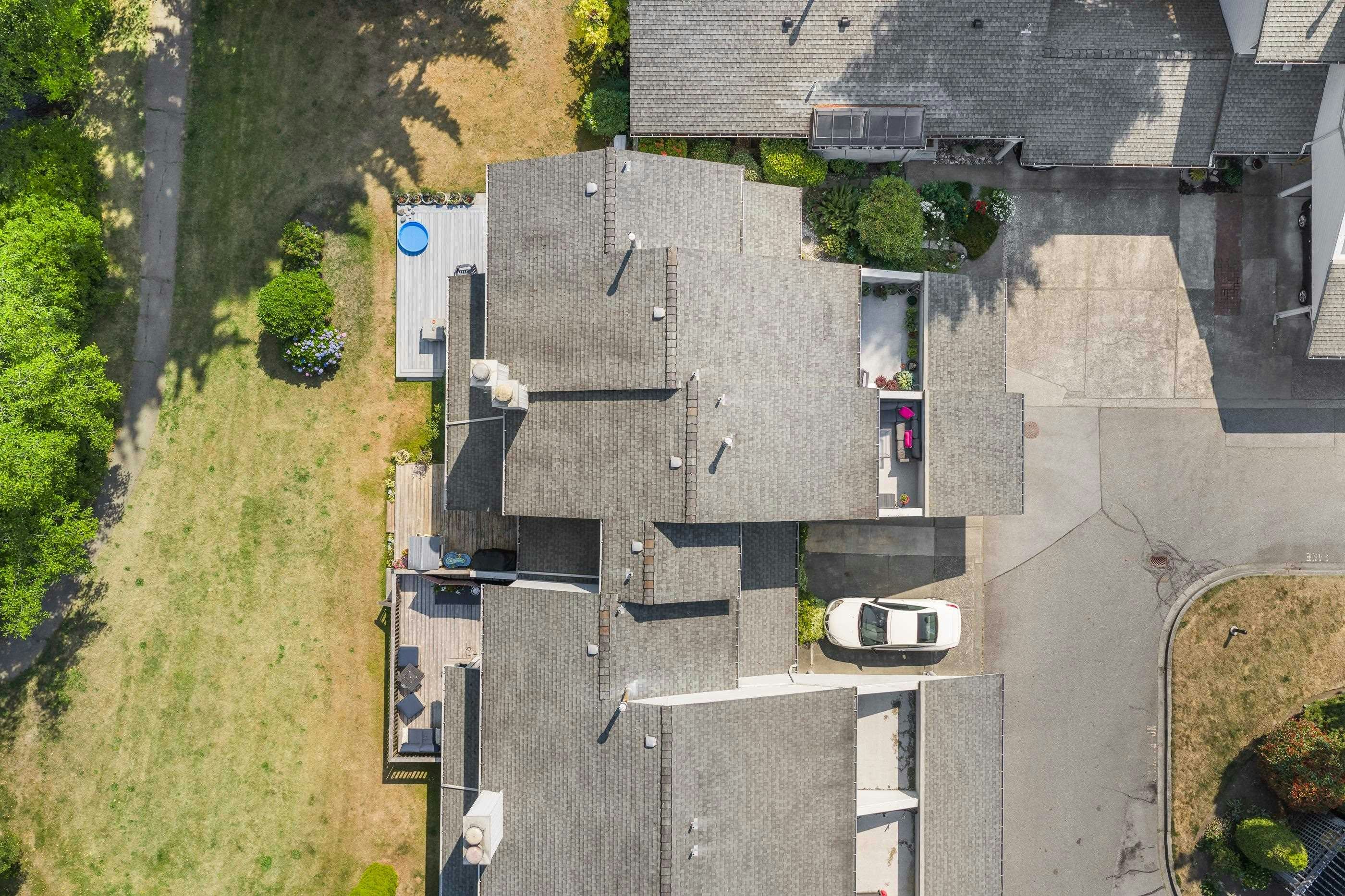 15879 Alder Place, Surrey, BC, V4A 5J1