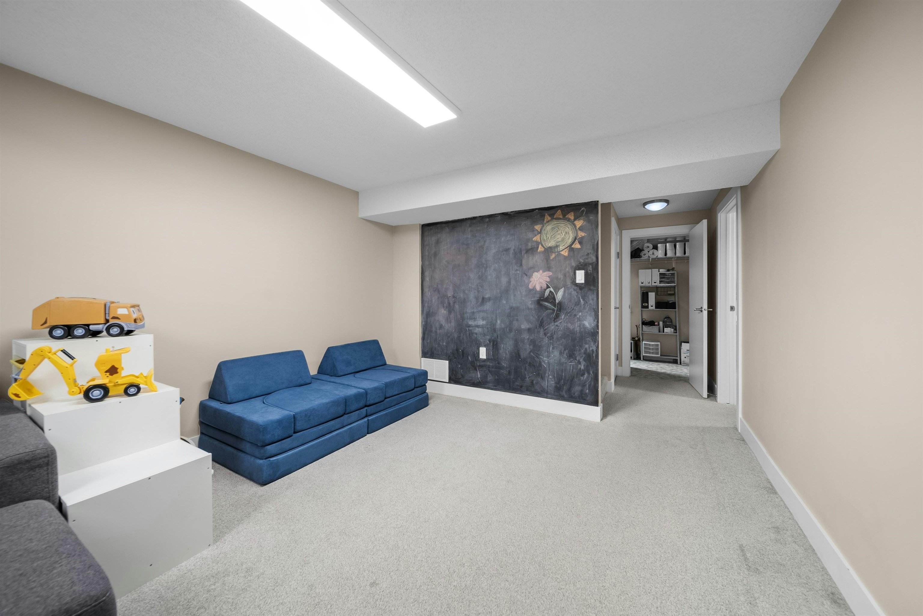 15879 Alder Place, Surrey, BC, V4A 5J1 - 29