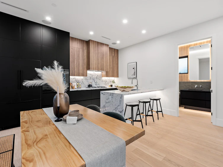 1-5034 Granville Street, Vancouver, BC, V6M 3B4 - 3
