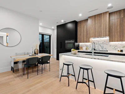 1-5034 Granville Street - 5
