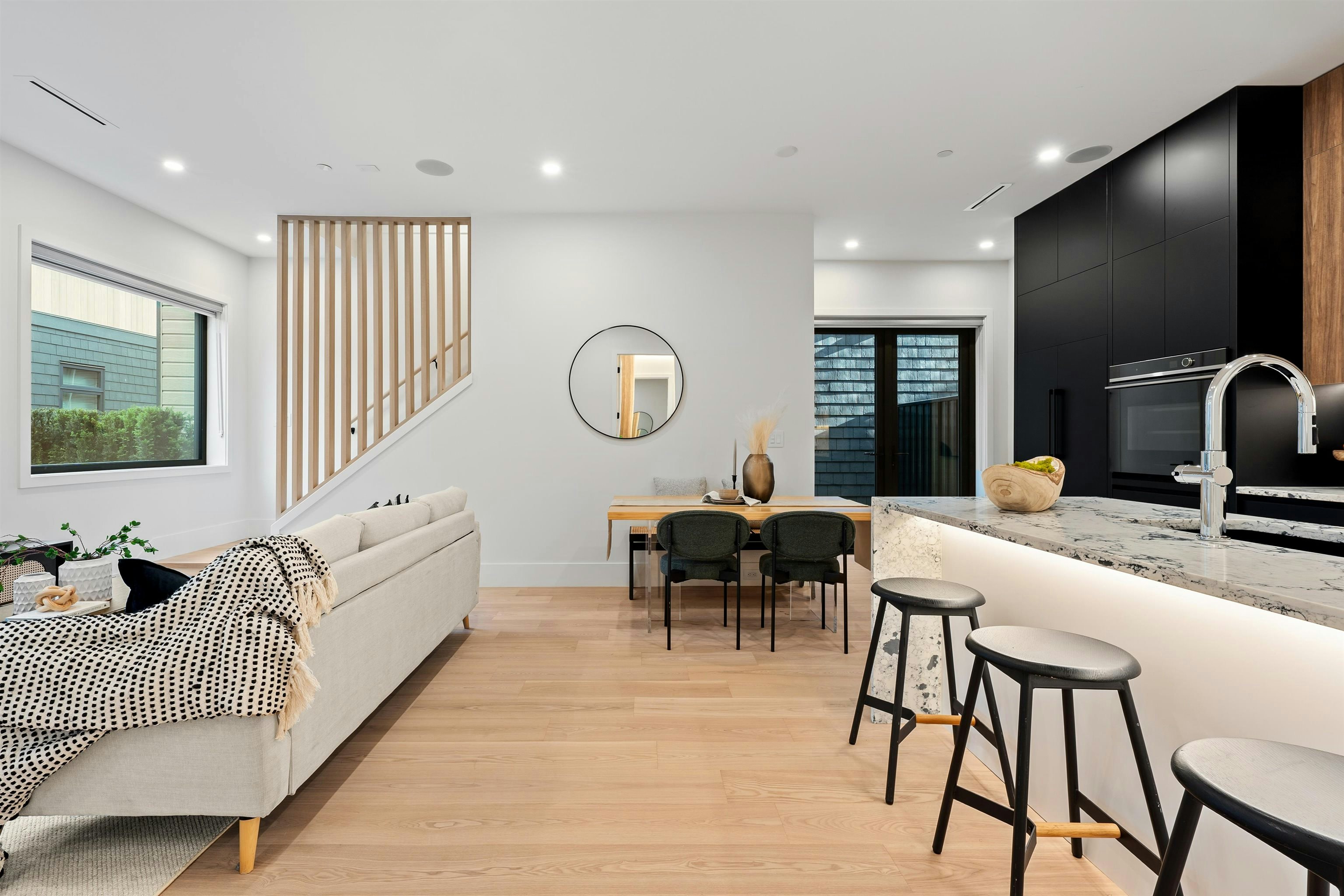 1-5034 Granville Street - 2