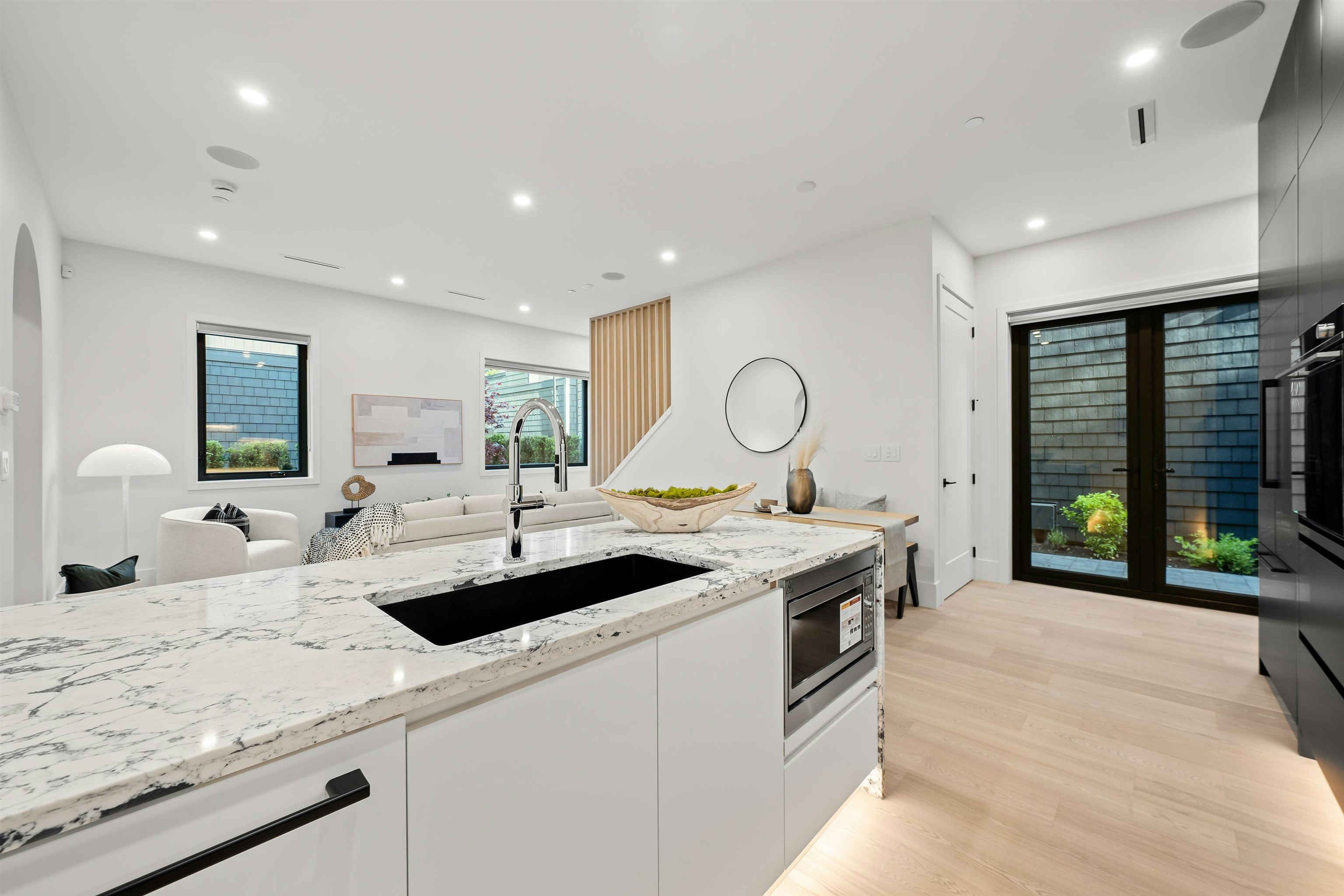1-5034 Granville Street, Vancouver, BC, V6M 3B4 - 12