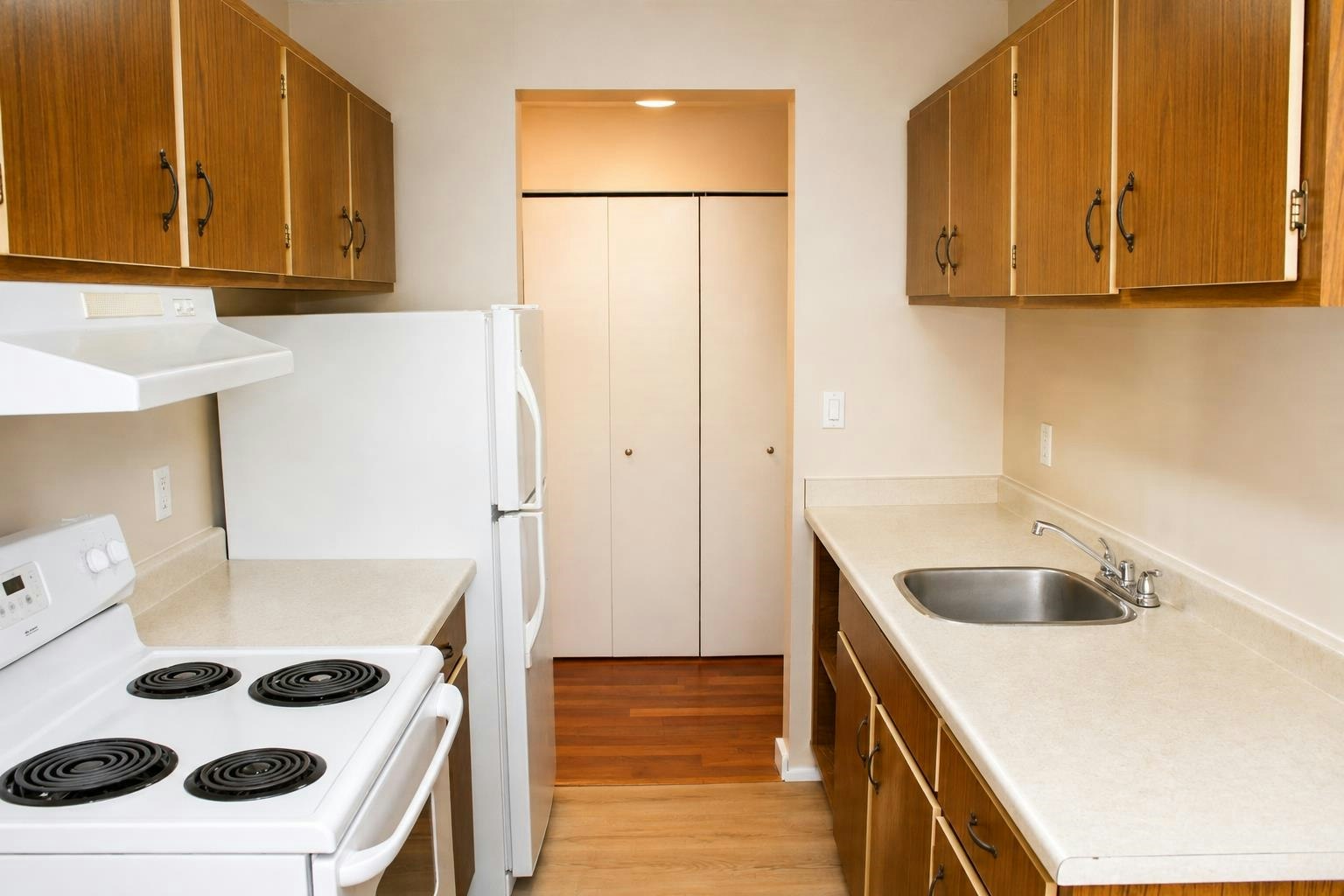 103-8060 Ryan Road, Richmond, BC, V7A 2E5 - 6
