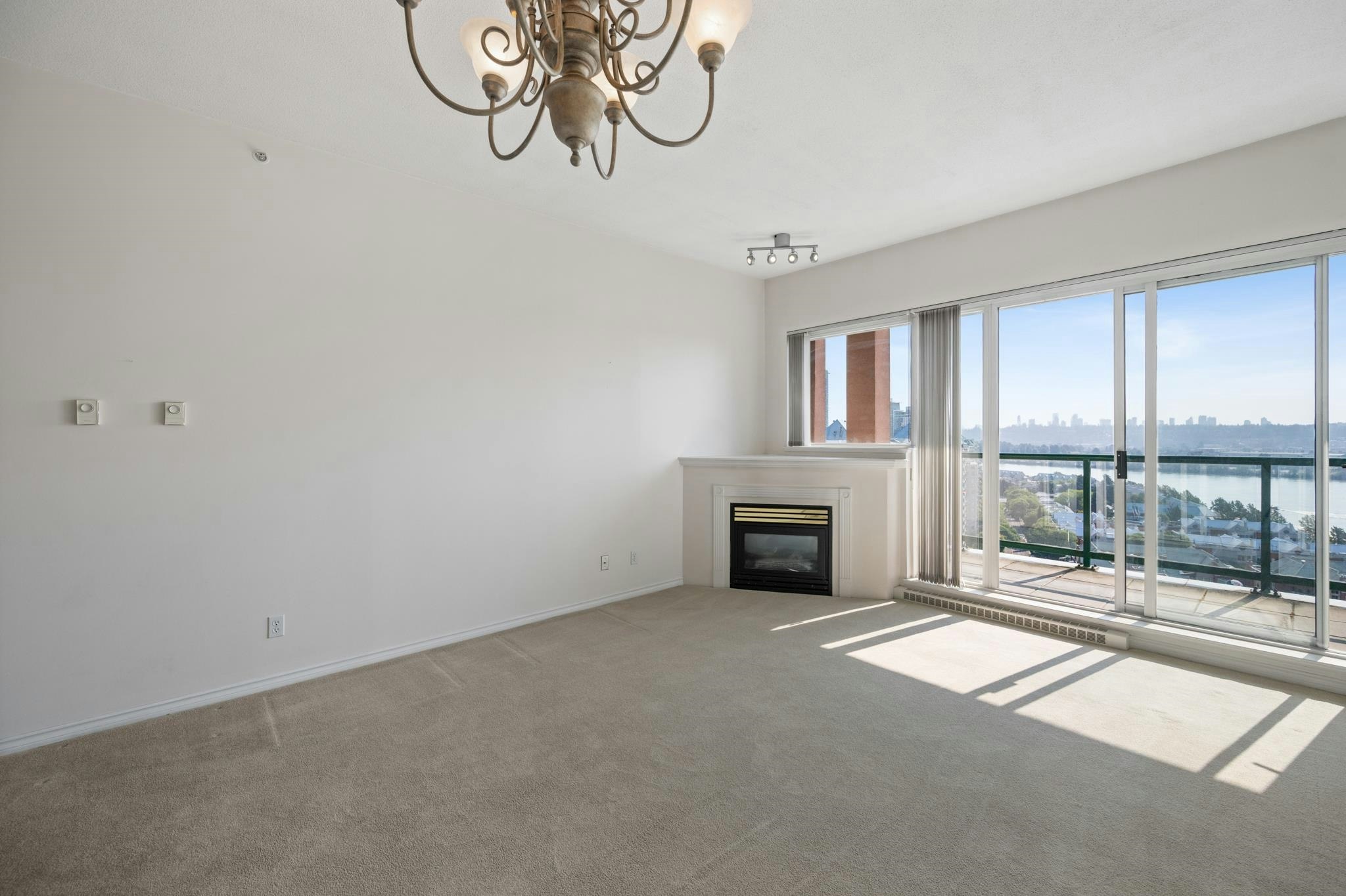 2102-10 Laguna Court, New Westminster, BC, V3M 6W3 - 6