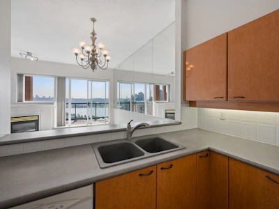 2102-10 Laguna Court - 2