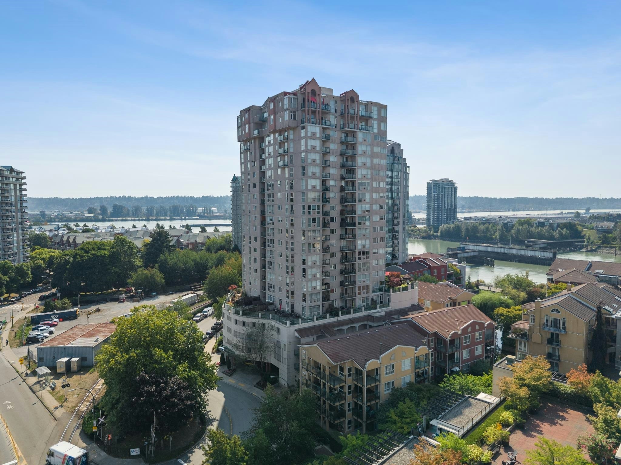 2102-10 Laguna Court, New Westminster, BC, V3M 6W3