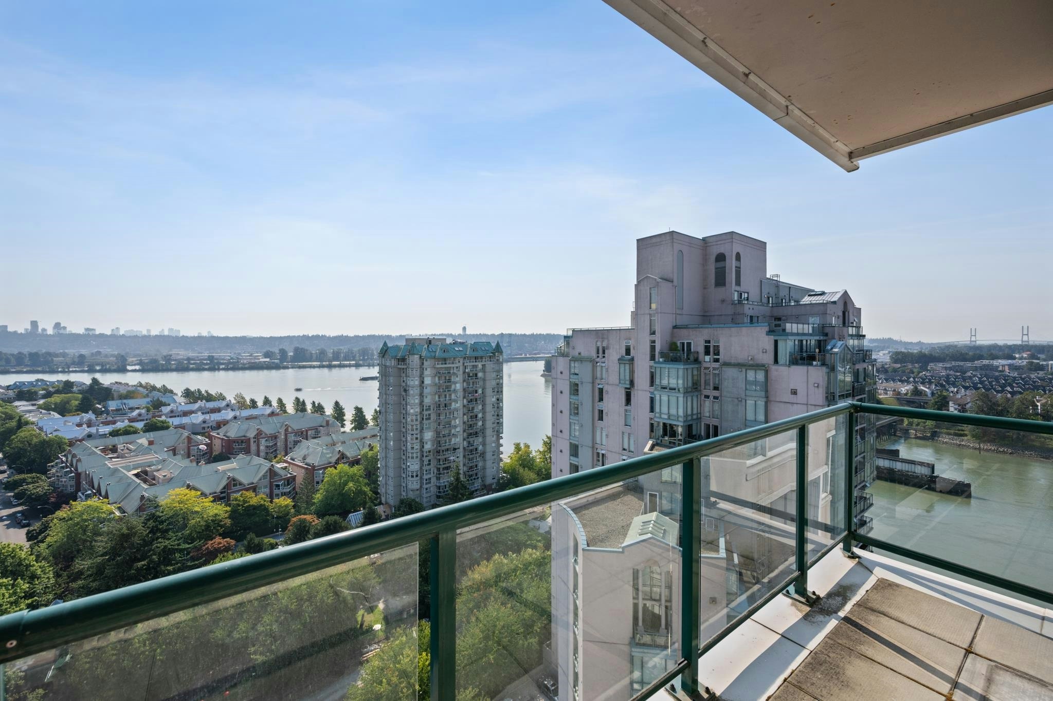 2102-10 Laguna Court - 3