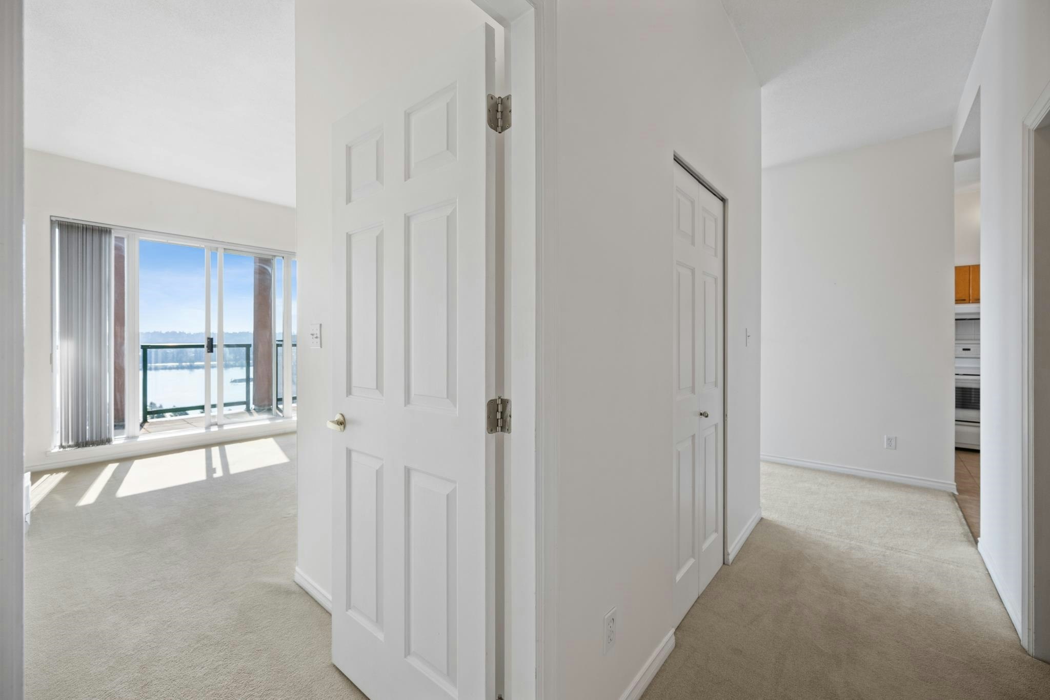 2102-10 Laguna Court, New Westminster, BC, V3M 6W3 - 14