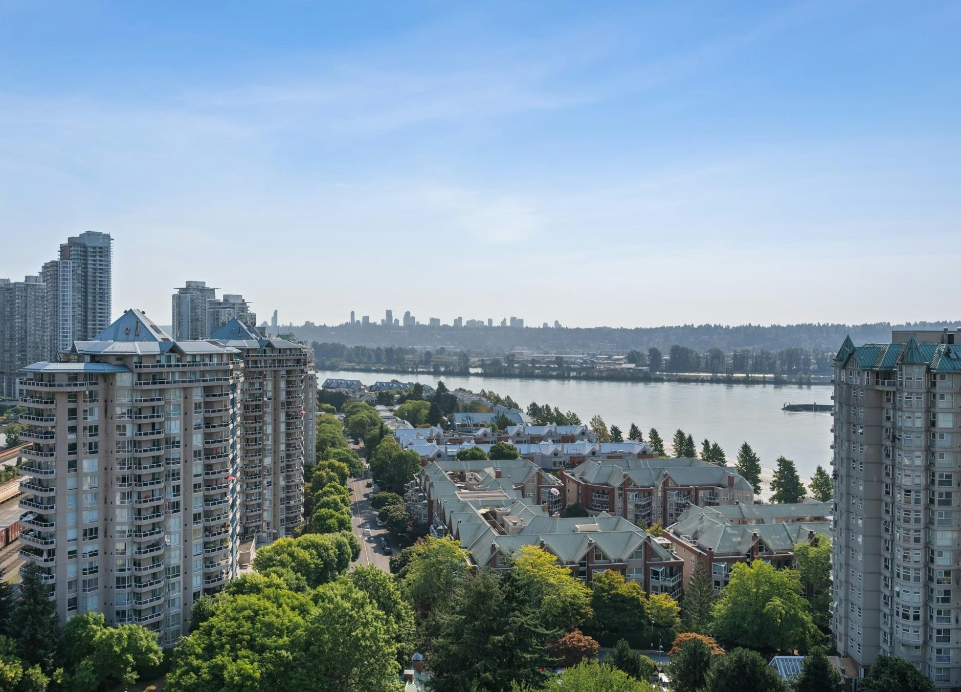 2102-10 Laguna Court, New Westminster, BC, V3M 6W3 - 2