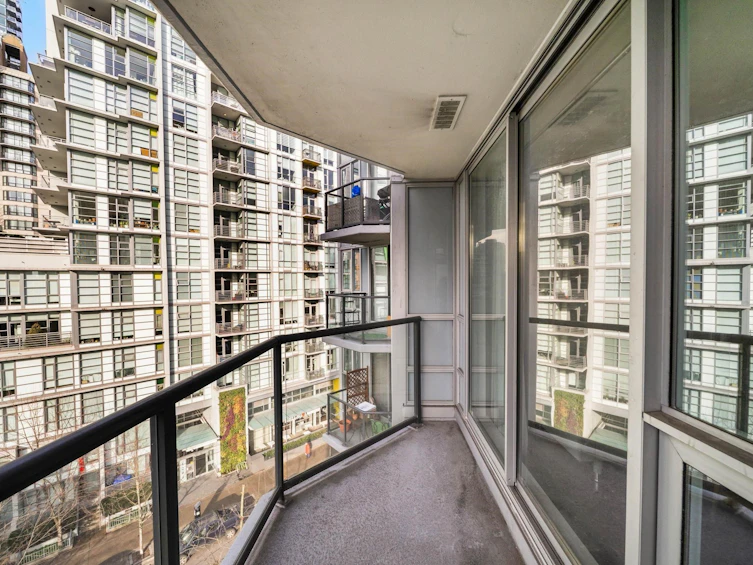 706-1212 Howe Street, Vancouver, BC, V6Z 2M9 - 6