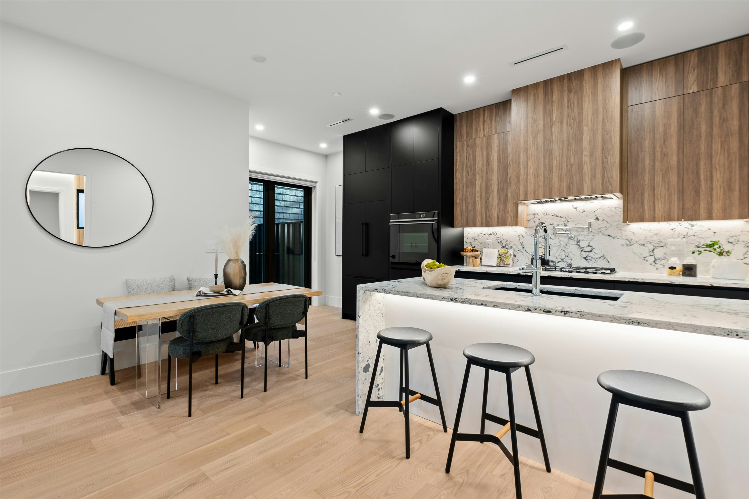 2-5034 Granville Street, Vancouver, BC, V6M 3B4 - 7