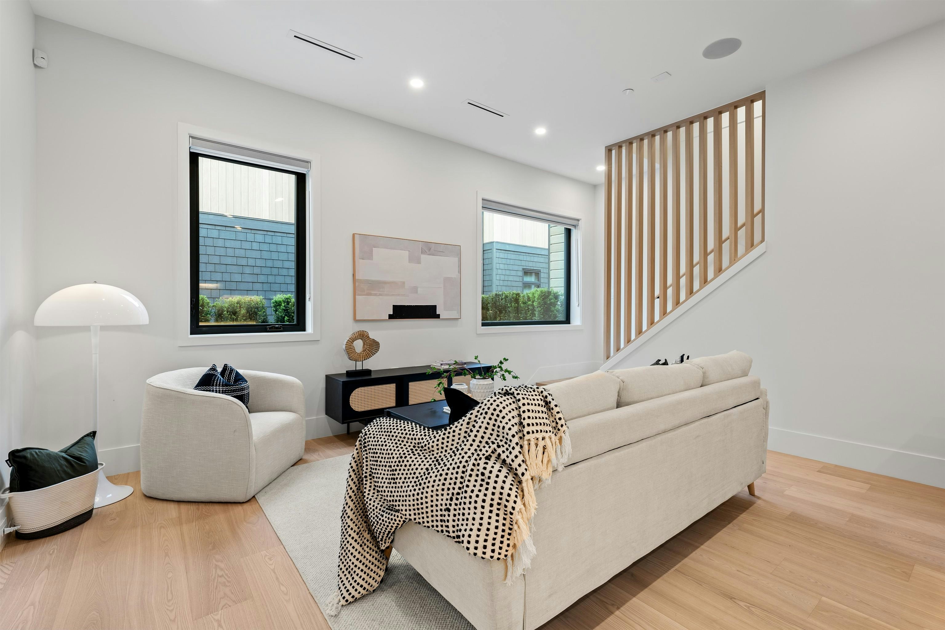 2-5034 Granville Street - 2