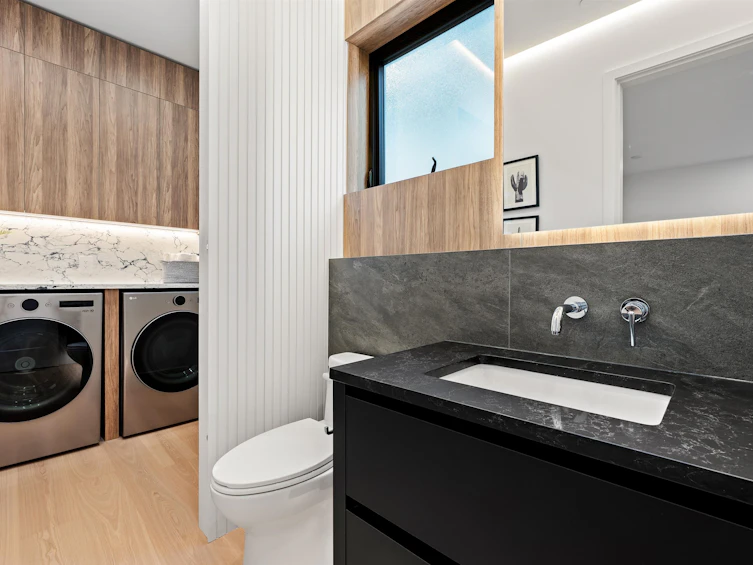2-5034 Granville Street, Vancouver, BC, V6M 3B4 - 35