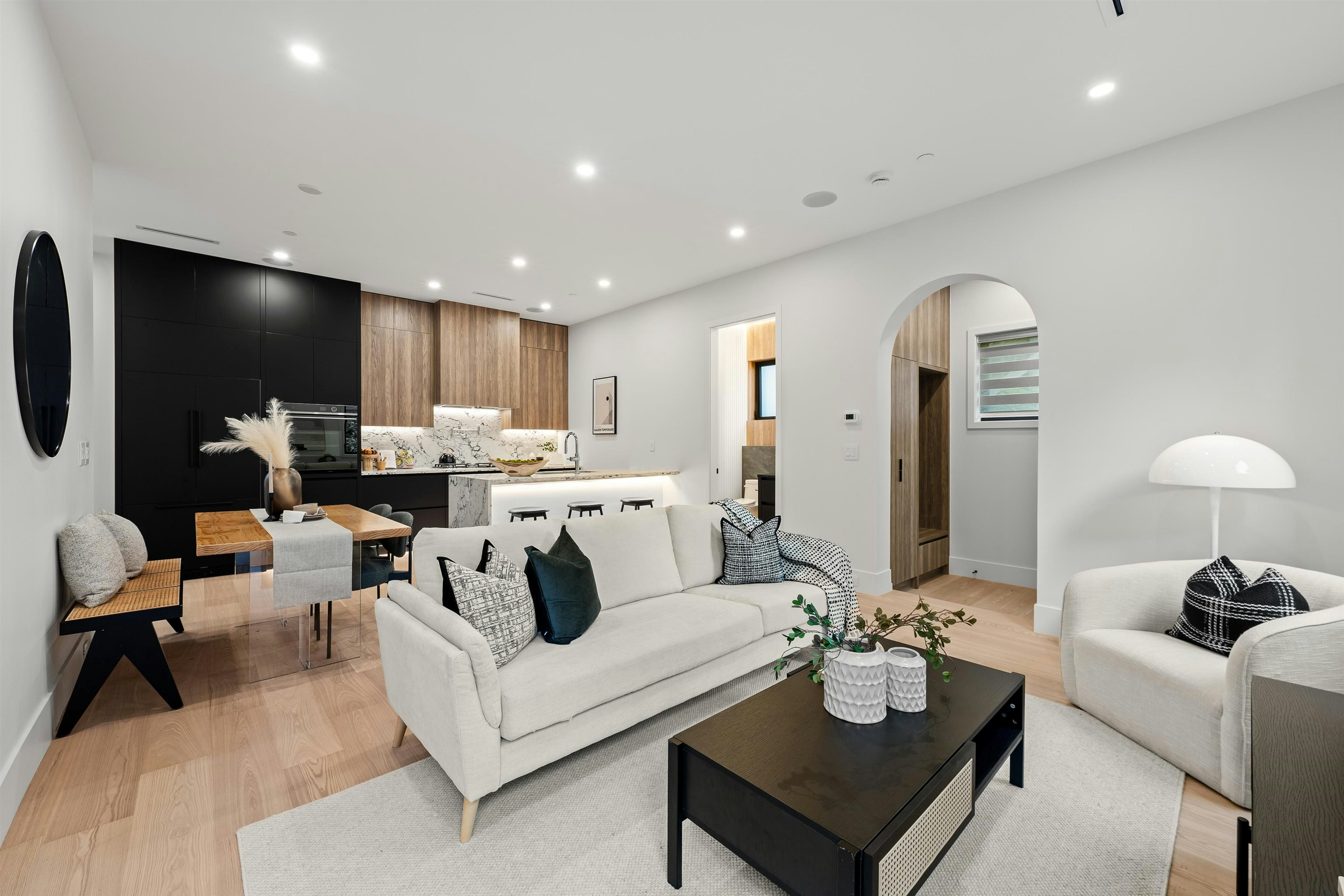 2-5034 Granville Street - 4