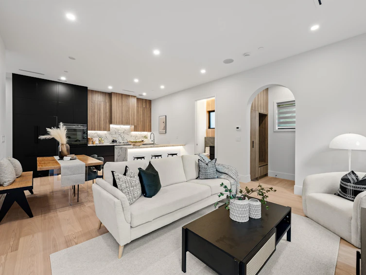 2-5034 Granville Street, Vancouver, BC, V6M 3B4 - 4