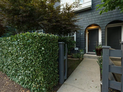 10-14955 60 Avenue - 3