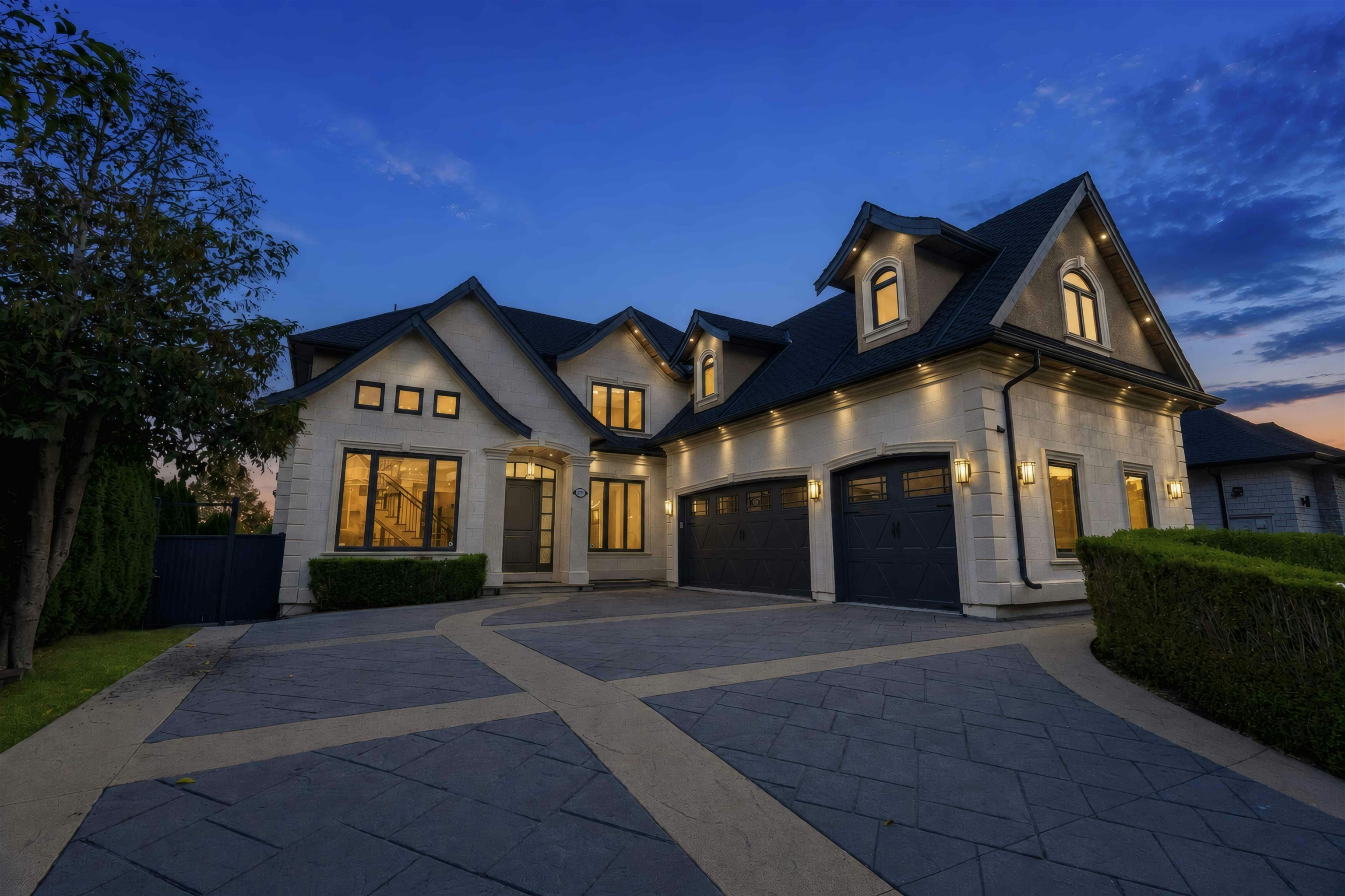 16636 57 Avenue, Surrey, BC, V3S 2L7