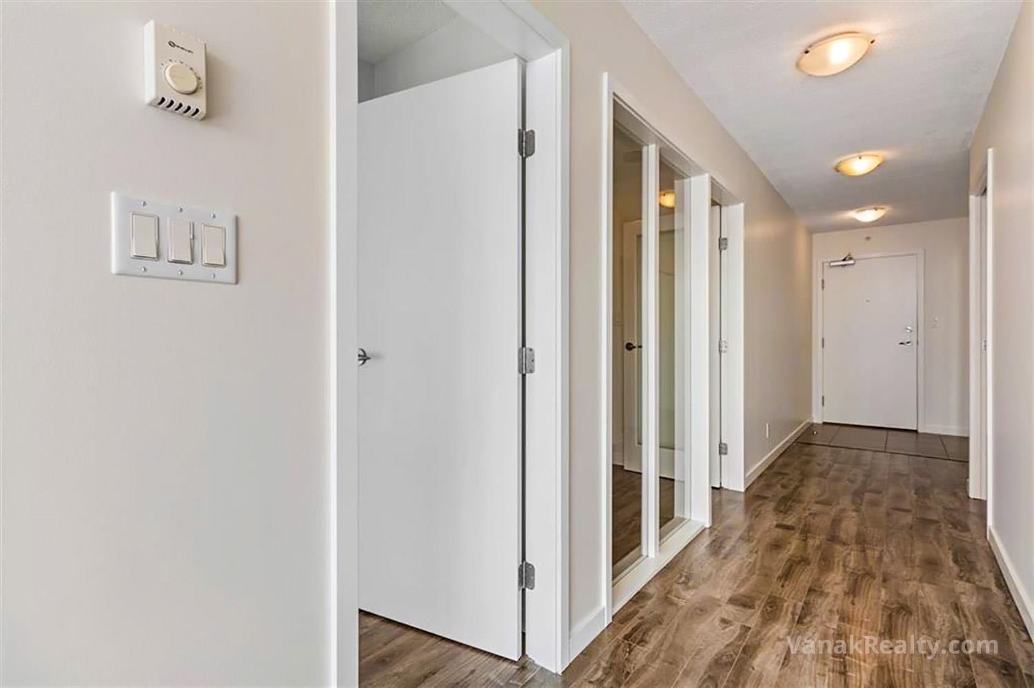 2105-233 Robson Street, Vancouver, BC, V6B 0E8 - 4