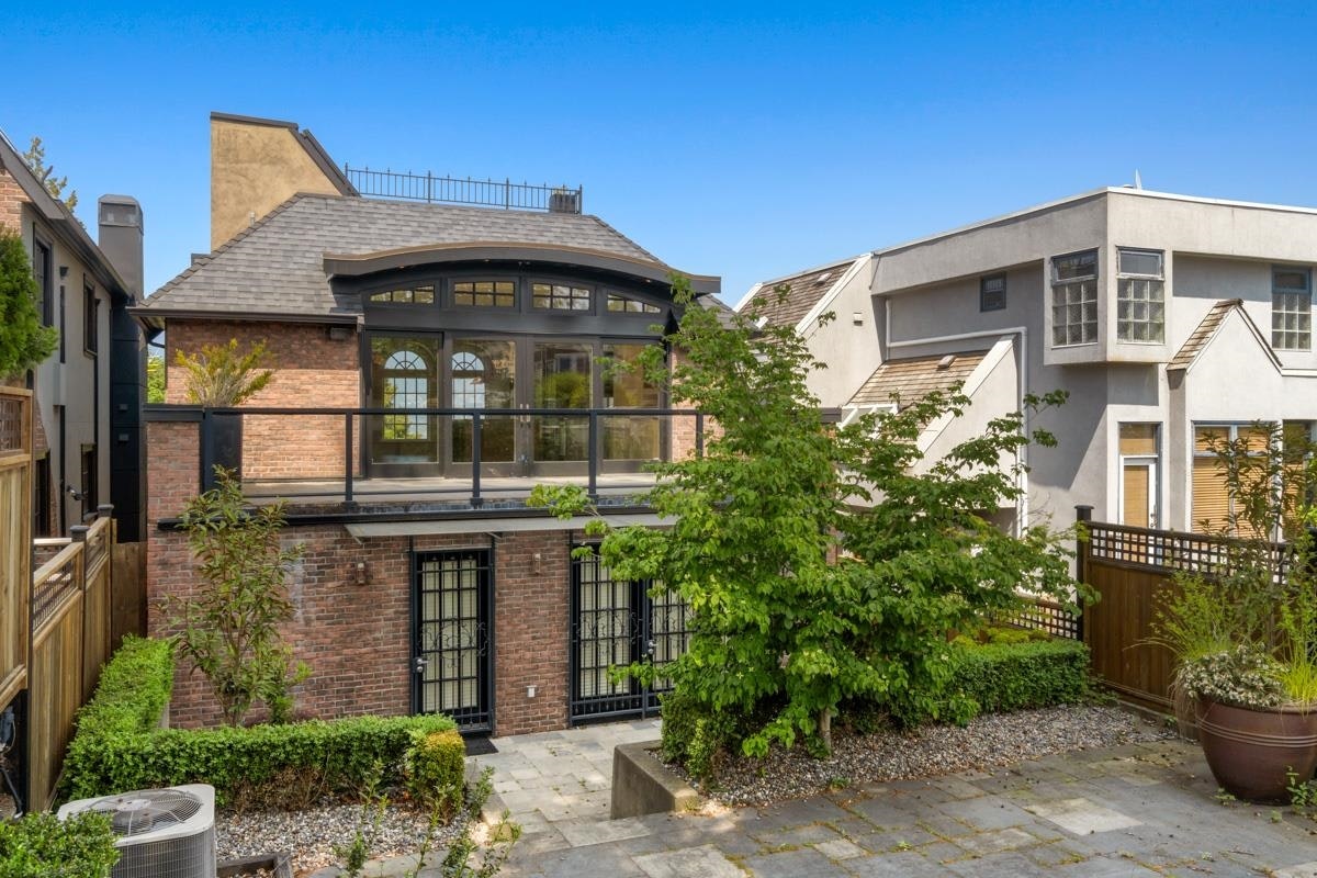 4588 W 2nd Avenue, Vancouver, BC, V6R 1K9 - 33