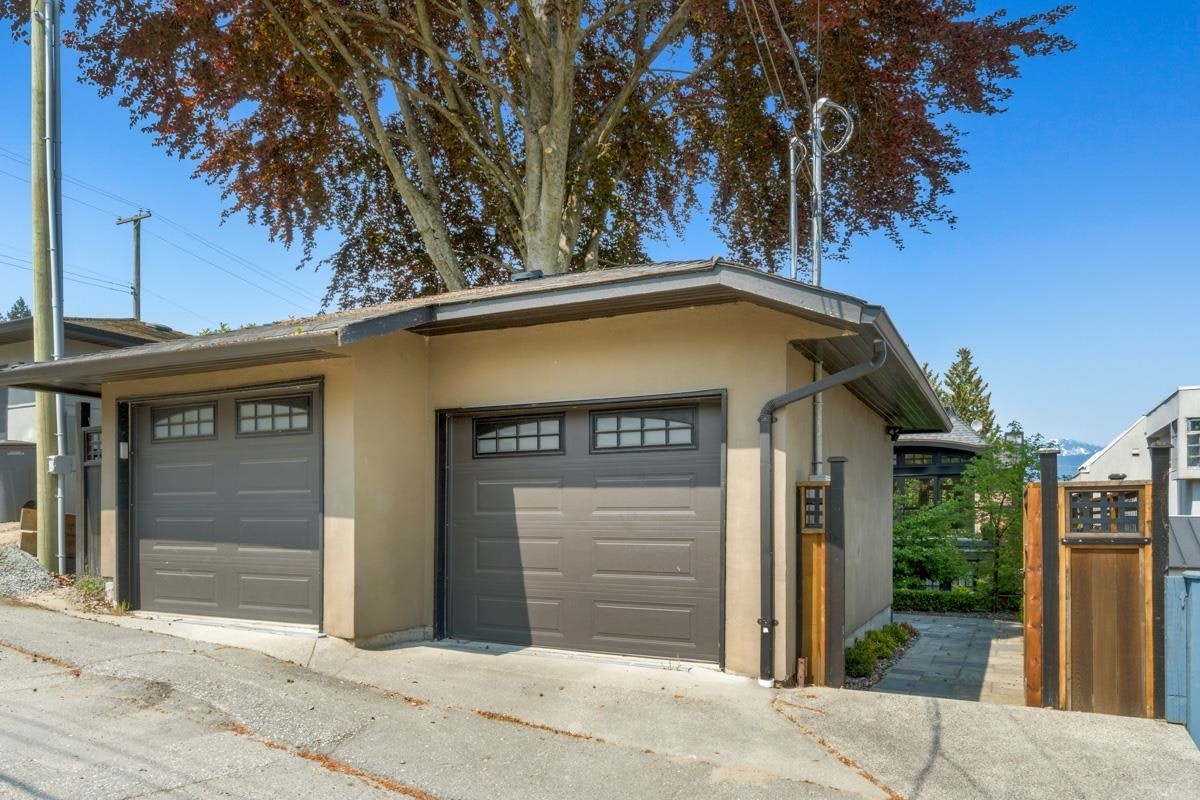 4588 W 2nd Avenue, Vancouver, BC, V6R 1K9 - 35