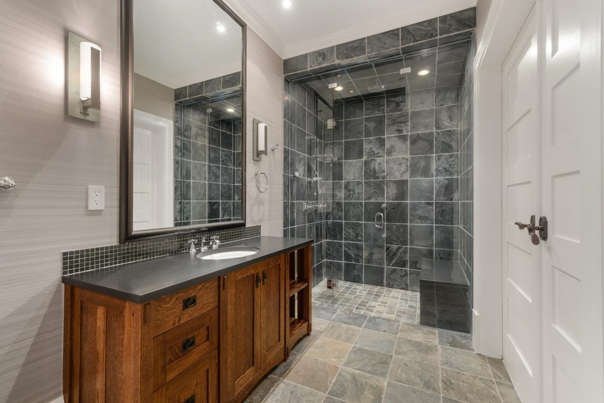4588 W 2nd Avenue, Vancouver, BC, V6R 1K9 - 27