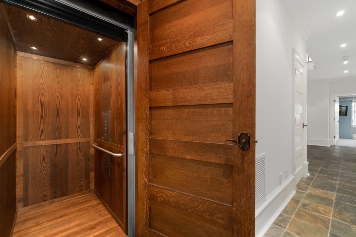 4588 W 2nd Avenue, Vancouver, BC, V6R 1K9 - 23