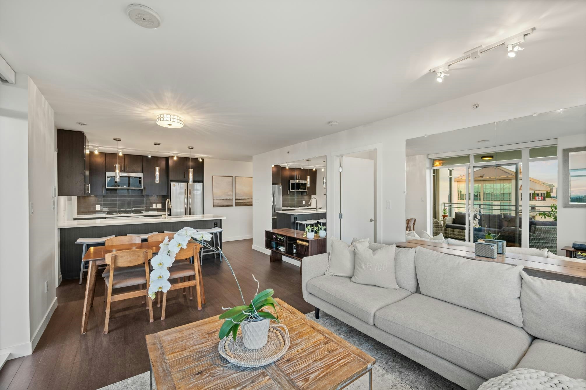 2101-608 Belmont Street, New Westminster, BC, V3M 0G8 - 4