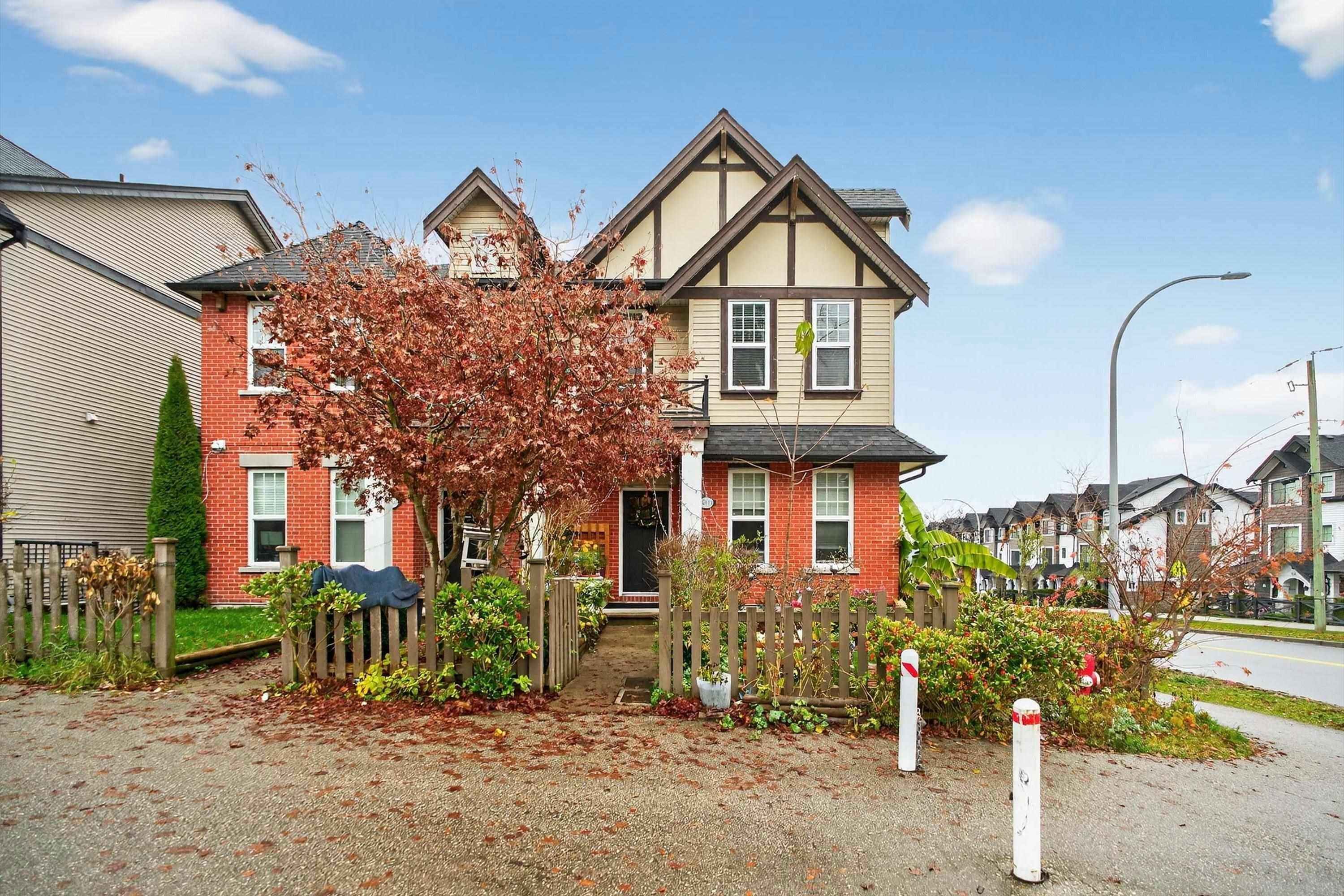 14191 60 Avenue, Surrey, BC, V3X 0G1 - 2