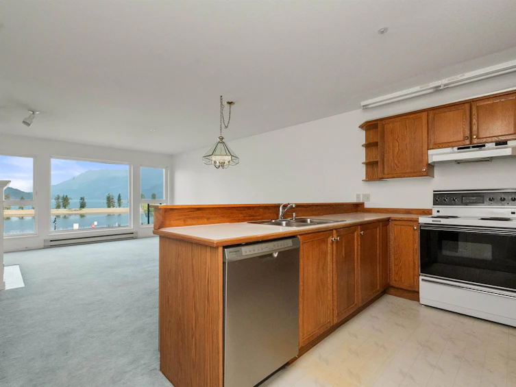 315-378 Esplanade Avenue, Harrison Hot Springs, BC, V0M 1K0 - 11