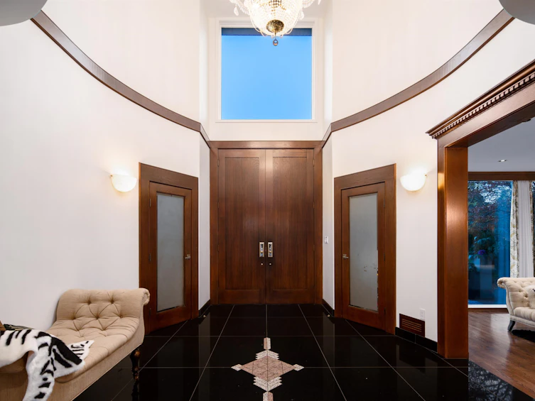 5550 Kingston Road, Vancouver, BC, V6T 1J1 - 5