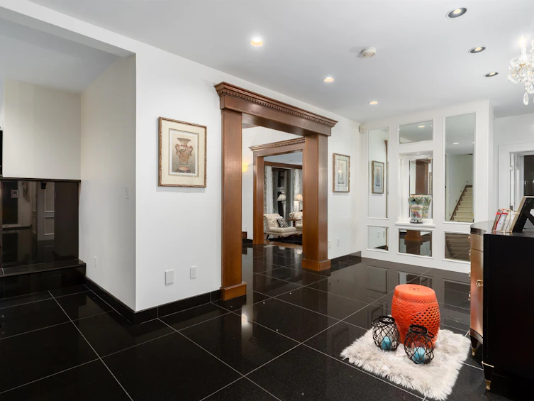 5550 Kingston Road, Vancouver, BC, V6T 1J1 - 8