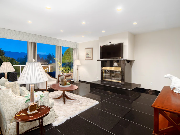 5550 Kingston Road, Vancouver, BC, V6T 1J1 - 12