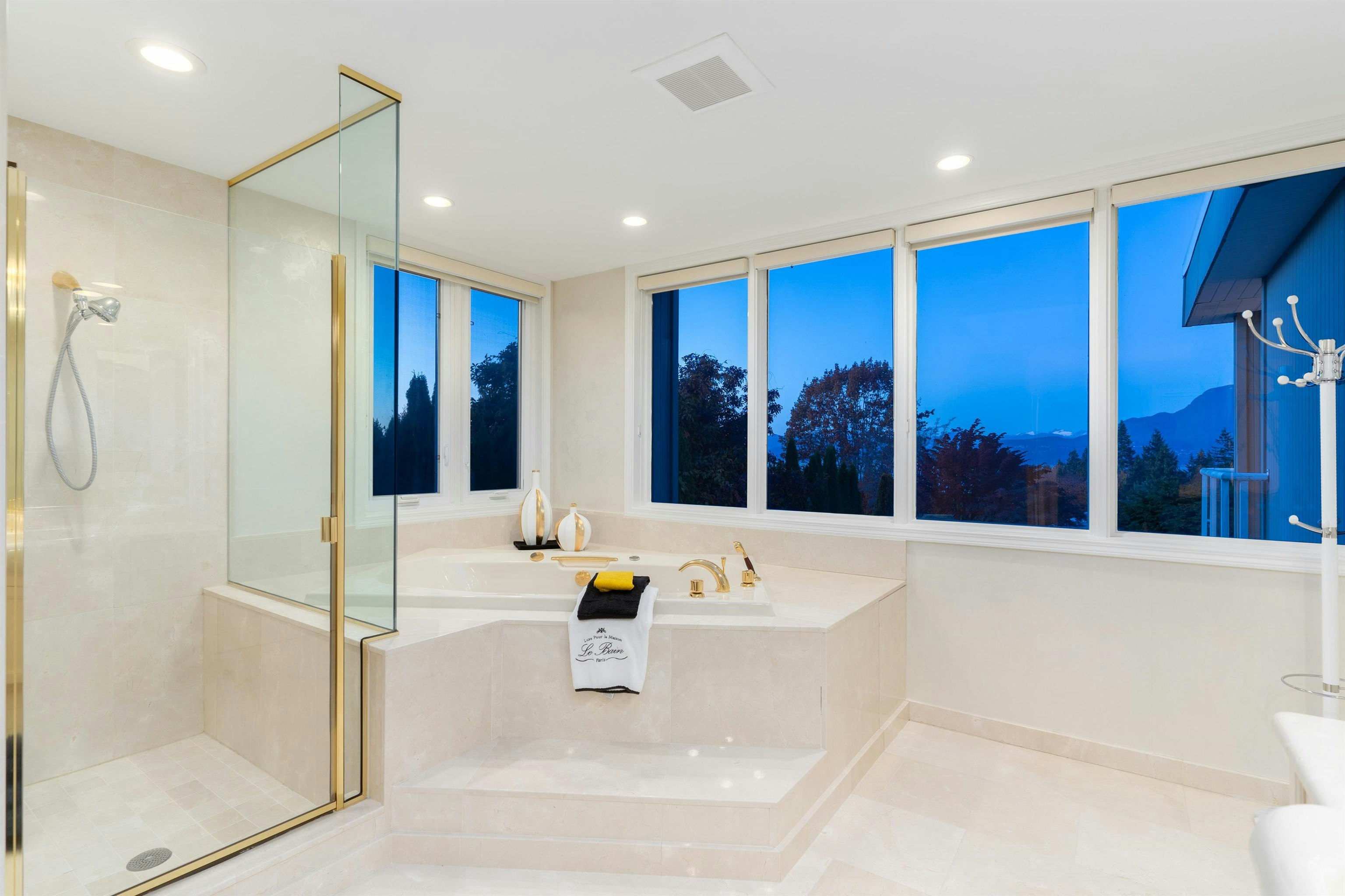 5550 Kingston Road, Vancouver, BC, V6T 1J1 - 22