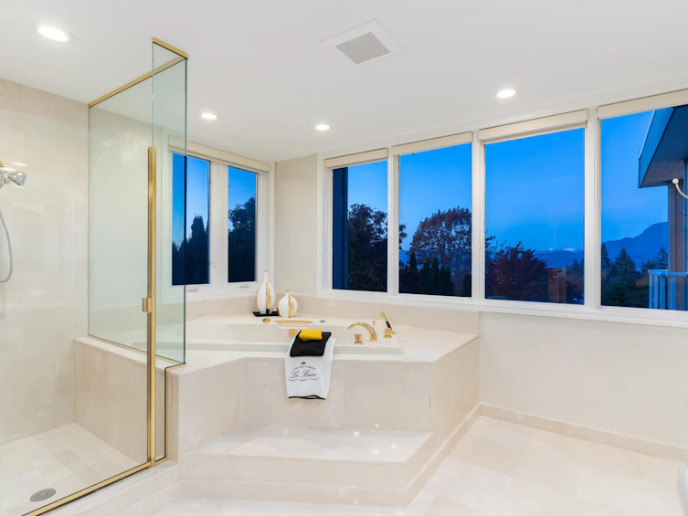 5550 Kingston Road, Vancouver, BC, V6T 1J1 - 22