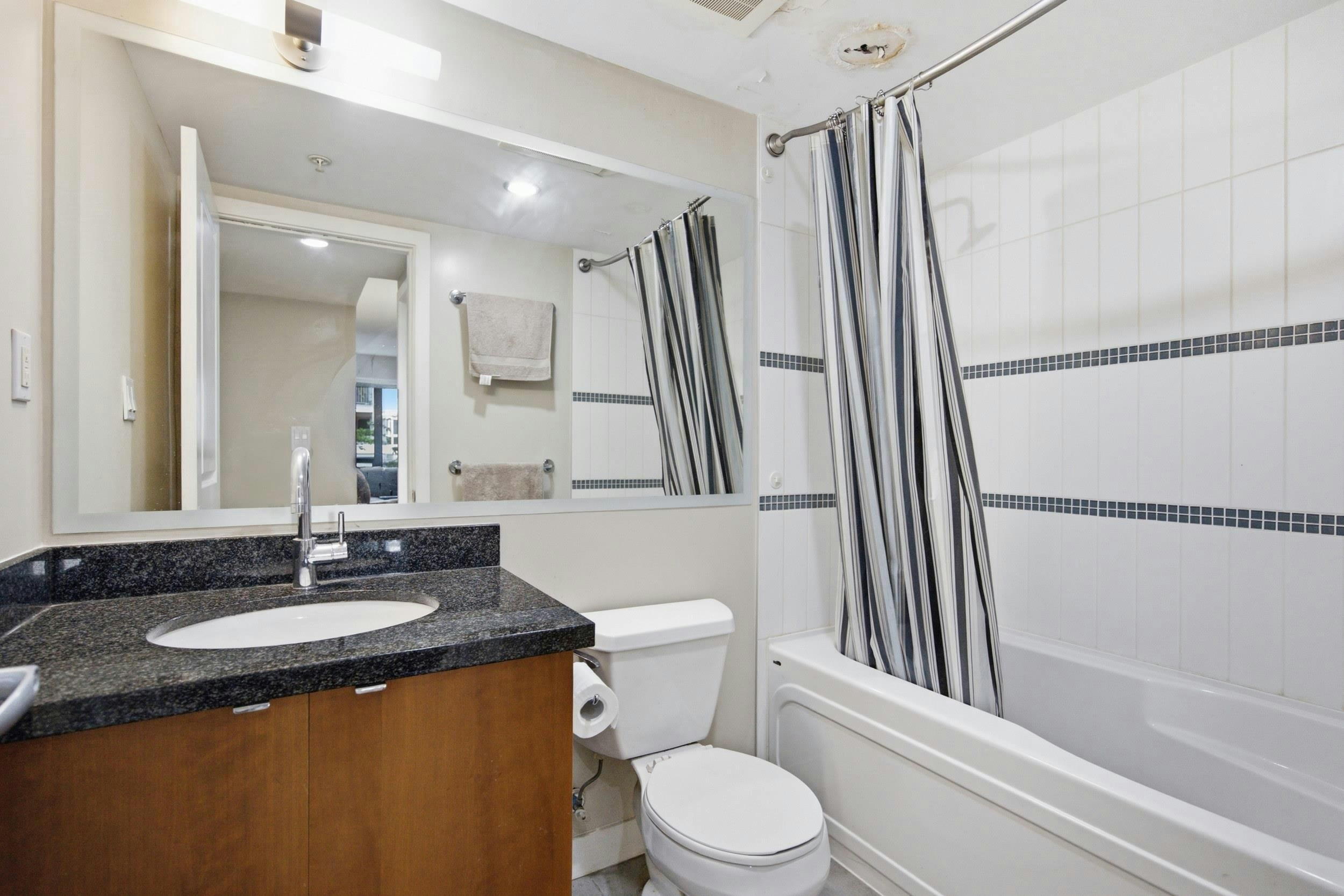 202-9180 Hemlock Drive, Richmond, BC, V6Y 4J5 - 17