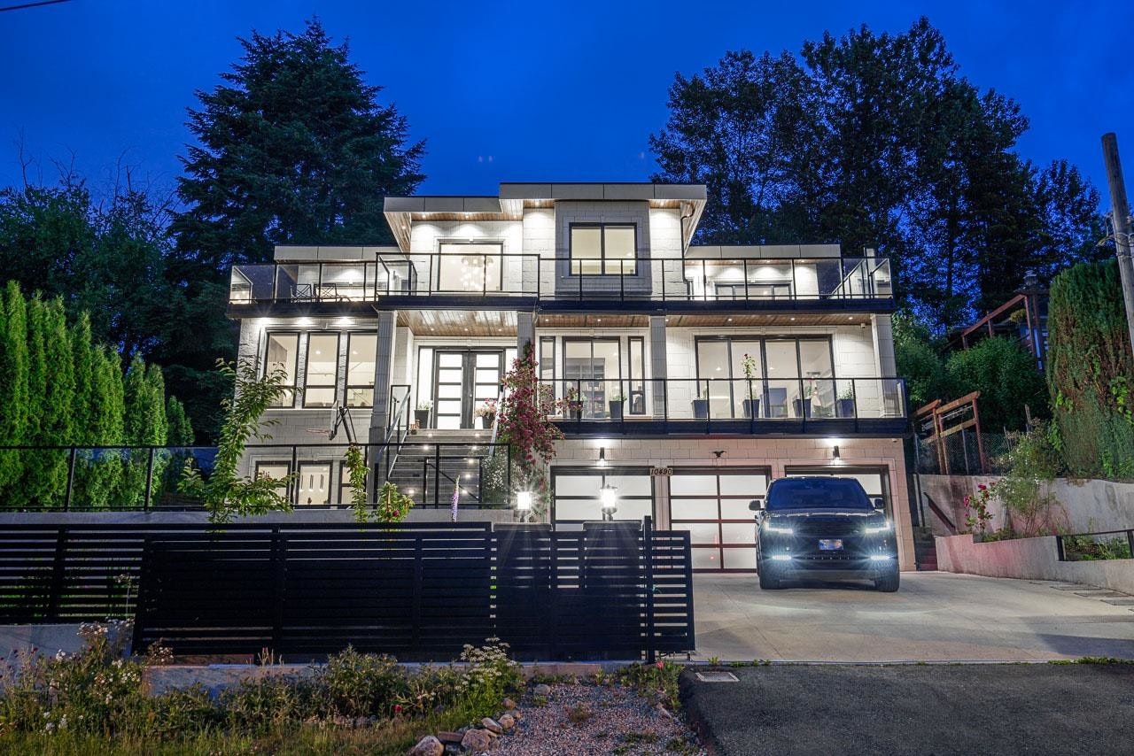 10490 125a Street, Surrey, BC, V3V 5A3