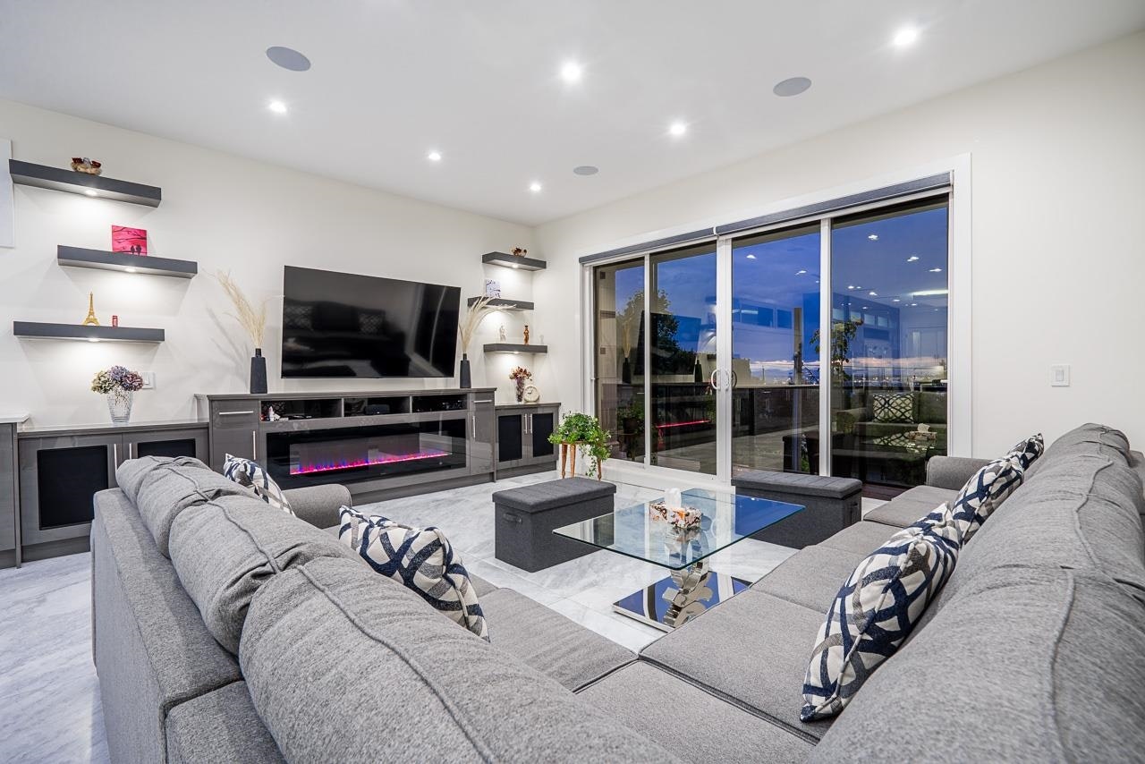 10490 125a Street, Surrey, BC, V3V 5A3 - 16