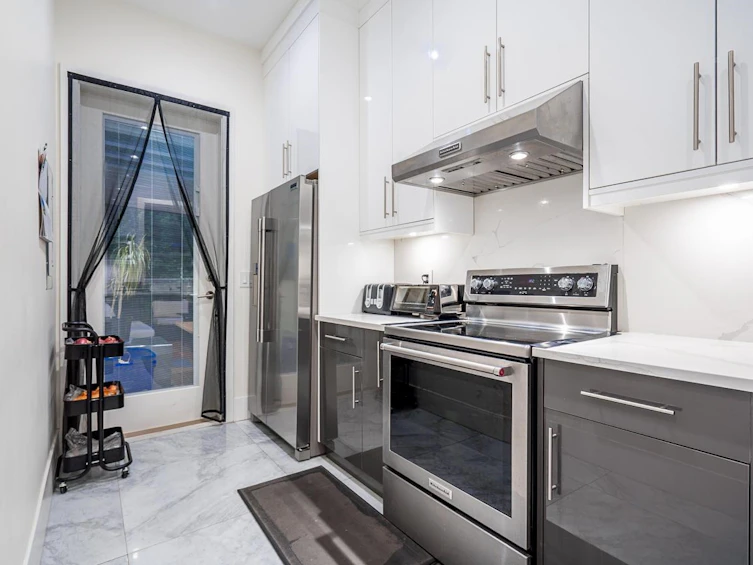 10490 125a Street, Surrey, BC, V3V 5A3 - 13