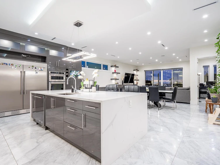 10490 125a Street, Surrey, BC, V3V 5A3 - 9