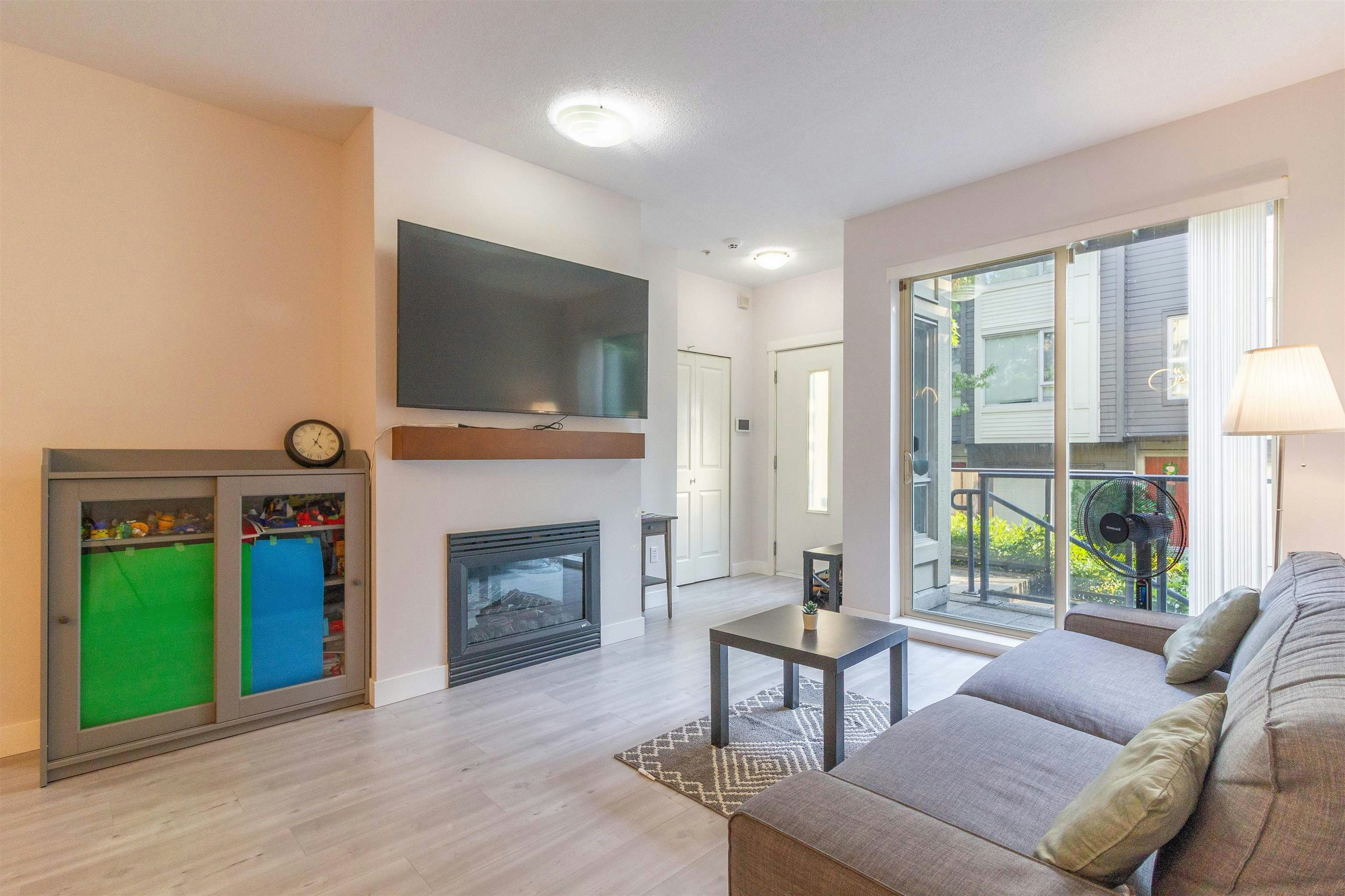 32-9229 University Crescent, Burnaby, BC, V5A 4Z2 - 2