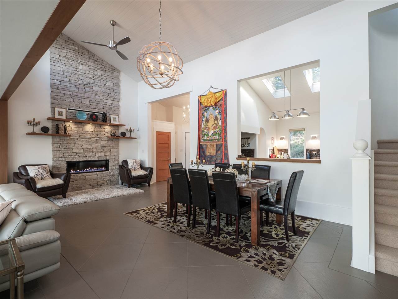 313 Skyline Drive, Gibsons, BC, V0N 1V8 - 10