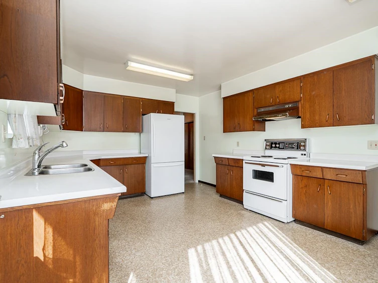 6216 Prince Albert Street, Vancouver, BC, V5W 3E4 - 12