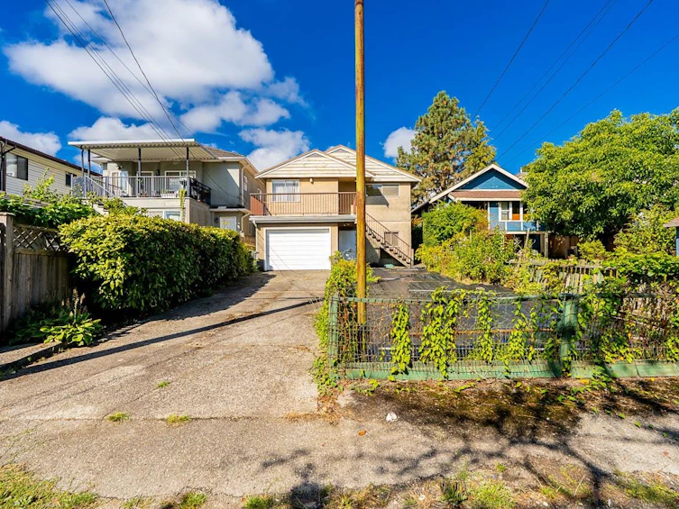 6216 Prince Albert Street, Vancouver, BC, V5W 3E4 - 33