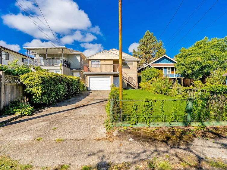 6216 Prince Albert Street, Vancouver, BC, V5W 3E4 - 32