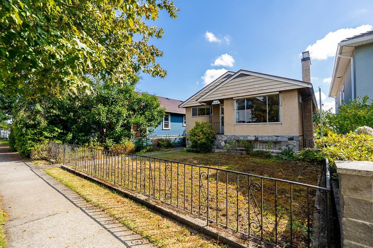 6216 Prince Albert Street - 2
