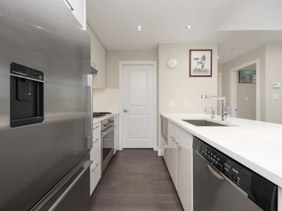 205-6383 Cambie Street - 4