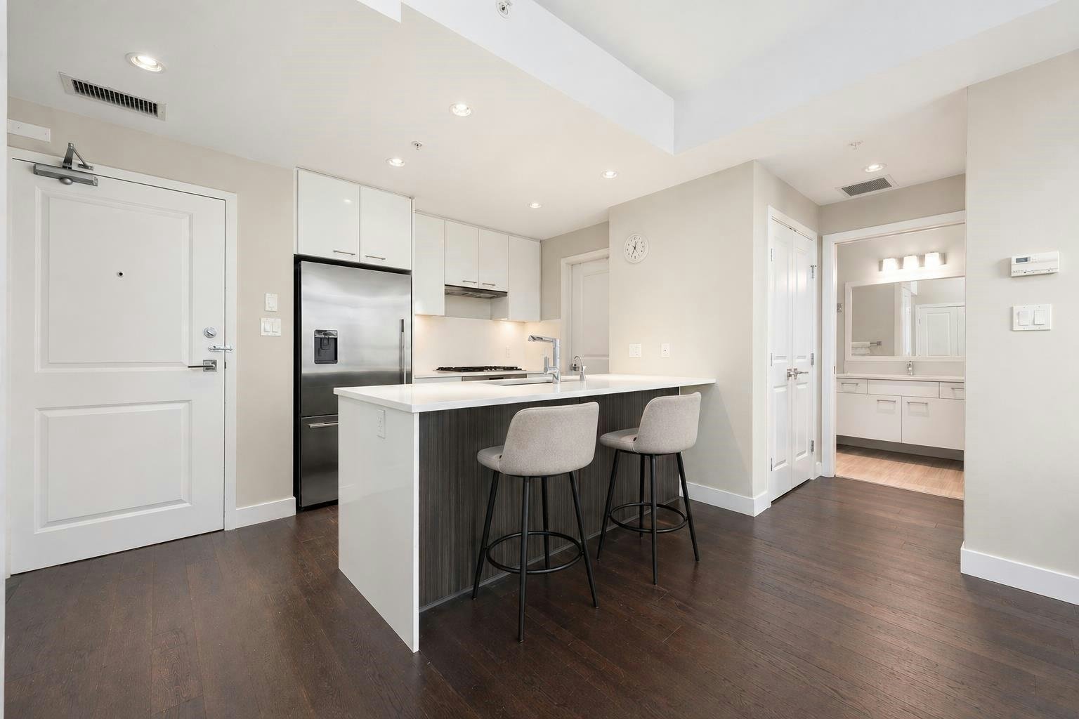 205-6383 Cambie Street, Vancouver, BC, V5Z 3B2 - 3