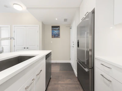 205-6383 Cambie Street - 5