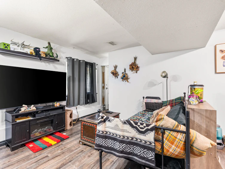 12019 206 Street, Maple Ridge, BC, V2X 1T8 - 19